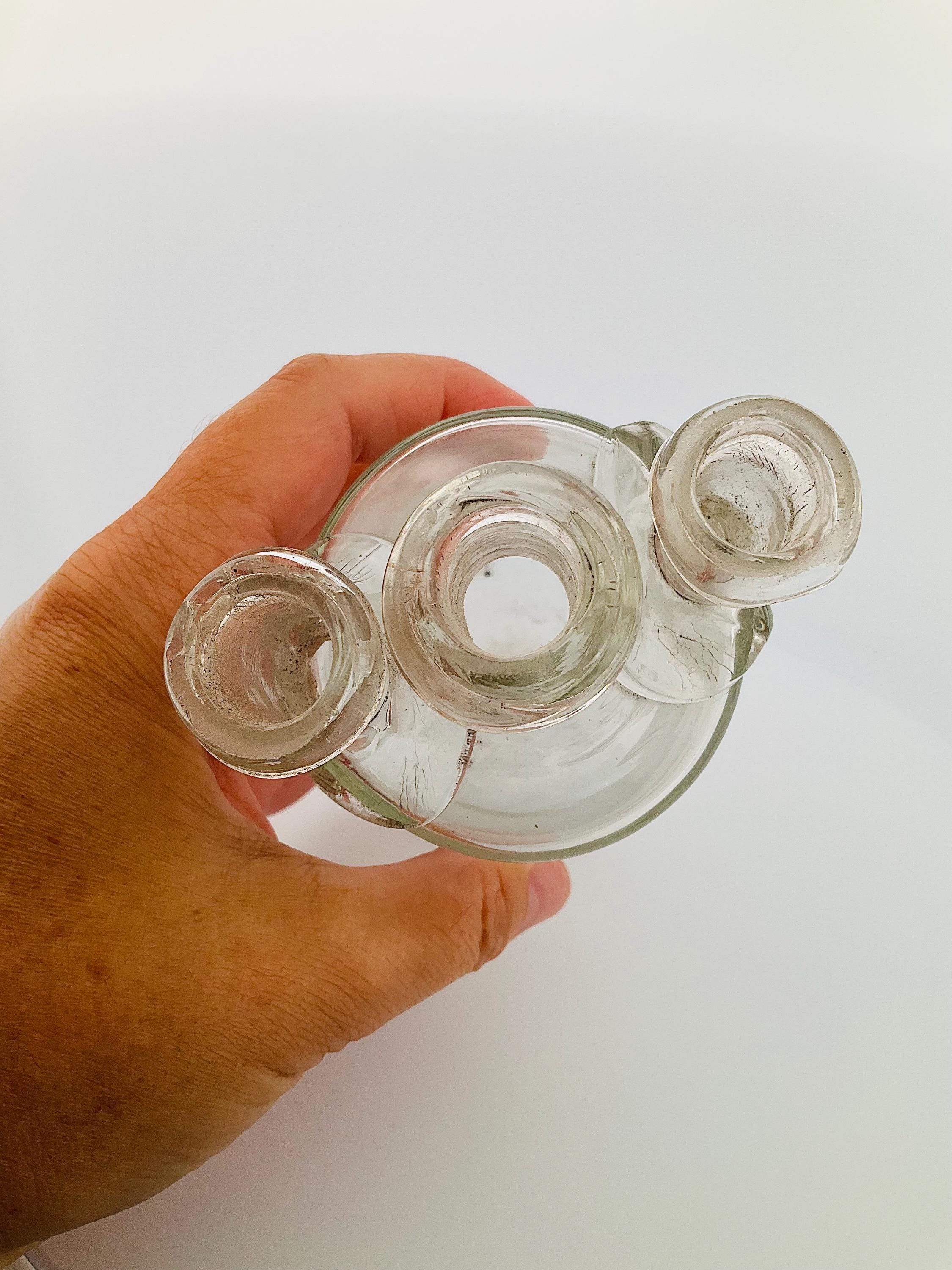 希少なアンティークのウルフ・ウルフ薬瓶 - 3つの注ぎ口のガラス瓶