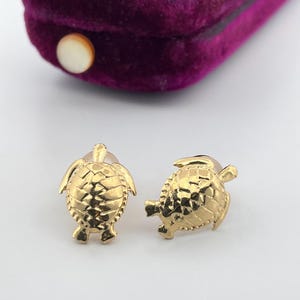 Vintage Sea Turtle Stud Earrings 14k Yellow Gold 0.9 Grams (G)