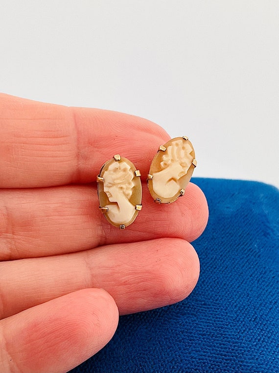 Vintage 9ct Yellow Gold Cameo Stud Earrings Etsy