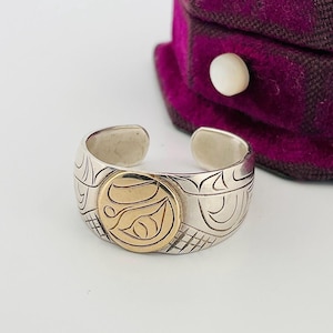 Vintage 14k Gold and Sterling Silver First Nations Northwest Coast Ring - Size 9.25