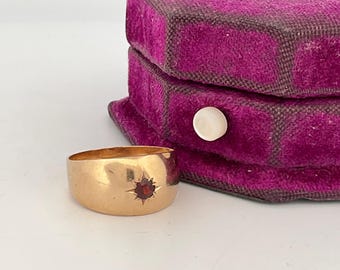 Vintage Star Set Garnet Dome Ring Birmingham 1978 9ct Gold (FE15)