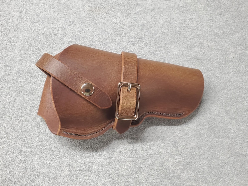 Ruger SP101 Leather Holster, with snap strap and barrel strap - Made in USA image 1