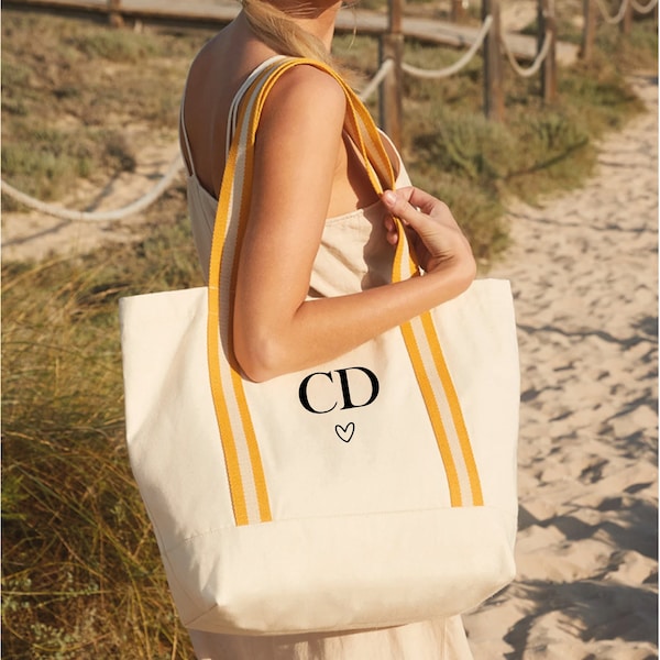 Sac de plage personnalisé avec initiales et coeur, grand sac en toile monogramme, cadeau d'anniversaire pour elle, cadeau de demoiselle d'honneur