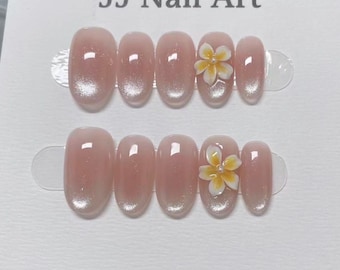 Uñas postizas hechas a mano con forma de ojo de gato y diseño floral: Set reutilizable con forma personalizada.