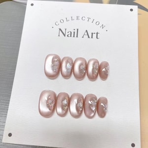 Light Pink Cat Eye W Pearls Customized Press on Nails, Hand Painted Fake Nails, Cute Fancy Nails, Artist Faux Nails, Reusable Premium Nails