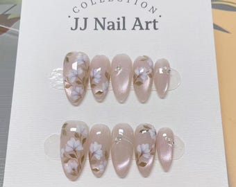 White Flowers Cat Eye Press On Nails: Hand Painted Reusable Fake Nails