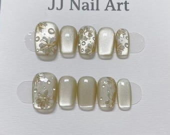 Uñas postizas Crystal Petals Cat Eye: Set reutilizable con forma personalizada