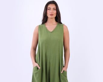 Italienischer Plus Size Ärmelloser Baumwoll-Tank-Jumpsuit mit V-Ausschnitt, Knopfverschluss am Rücken, weit geschnittenen Beinen und Seitentaschen, Einheitsgröße