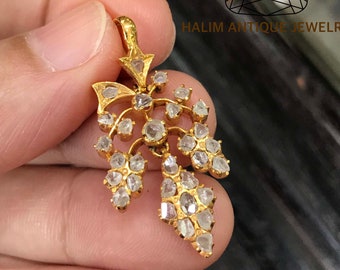 Antique Polki Diamond pendant.