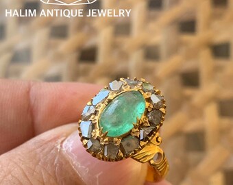 Antique Emerald And Polki Diamond Ring.