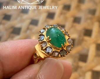 Antique Emerald And Polki Diamond Ring.