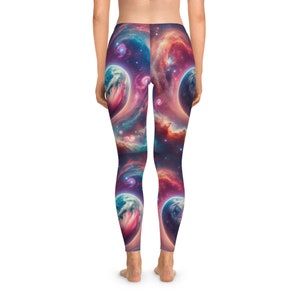Leggings elasticizzati della collezione Earthly Cosmic Love the Galaxy Love (AOP) immagine 4