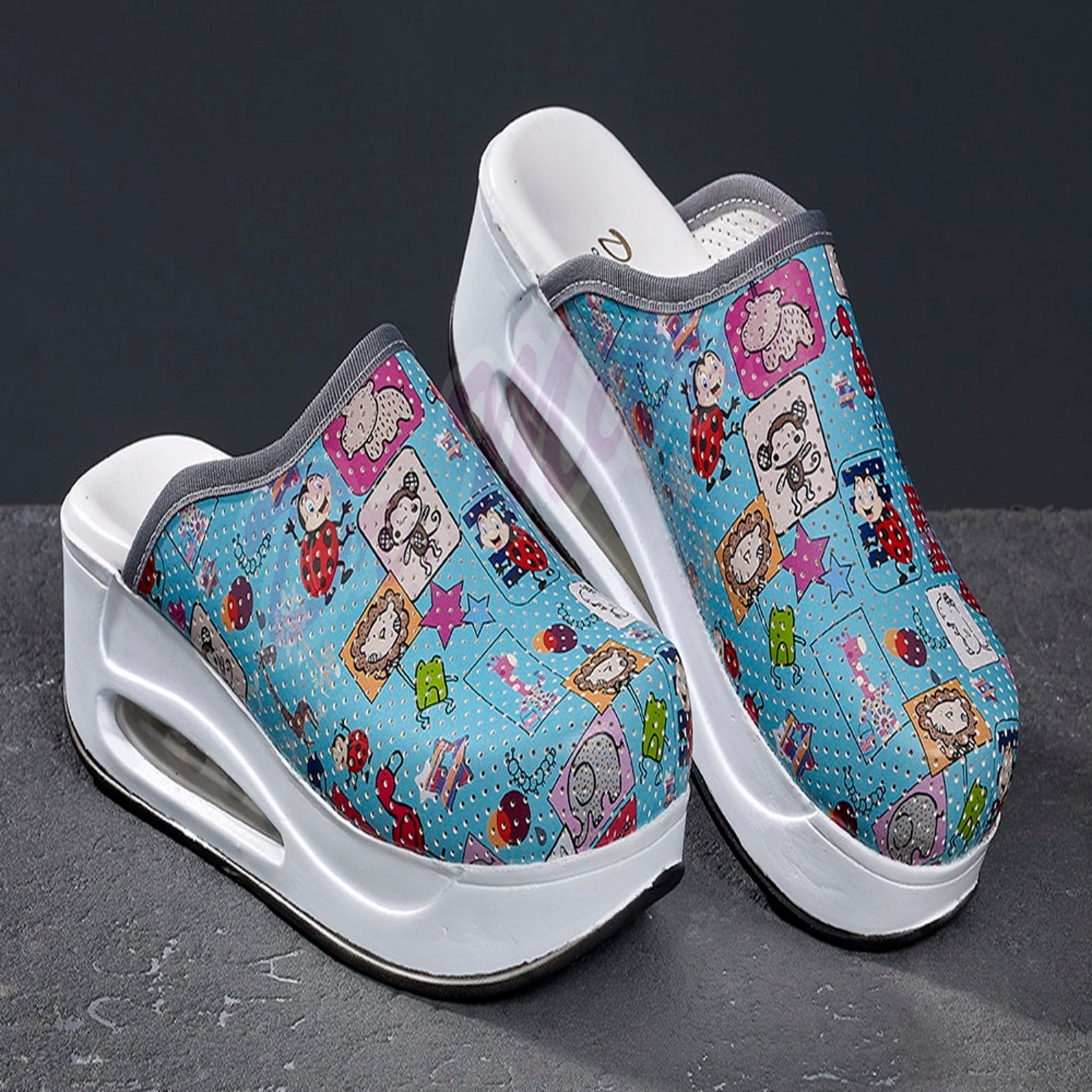 clogs for nurses amazon