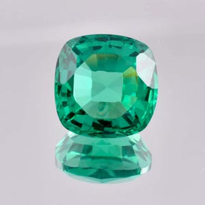 17.40 Ct Natural Green Colombian Emerald Cushion Cut Loose Gemstone GIT Certified 15x15MM/AAA+ Top Quality Emerald/Ring & Jewelry Making Gem