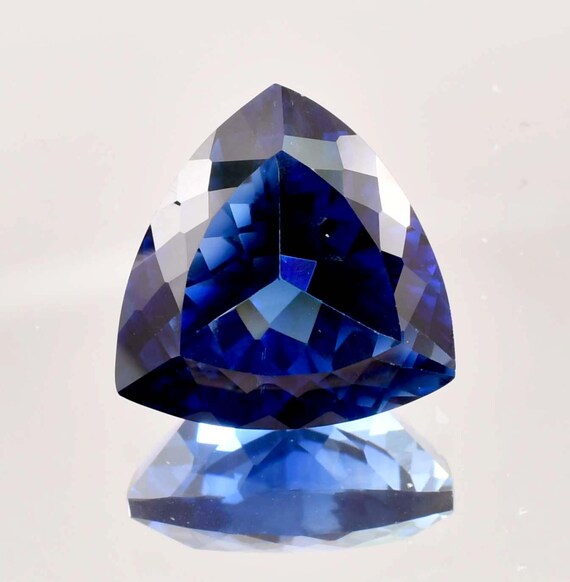 Saphir Naturel Bleu-vert De Ceylan - Coupe Ronde, 12.60 Carats, Qualité "loupe Clean", 1 Pièce