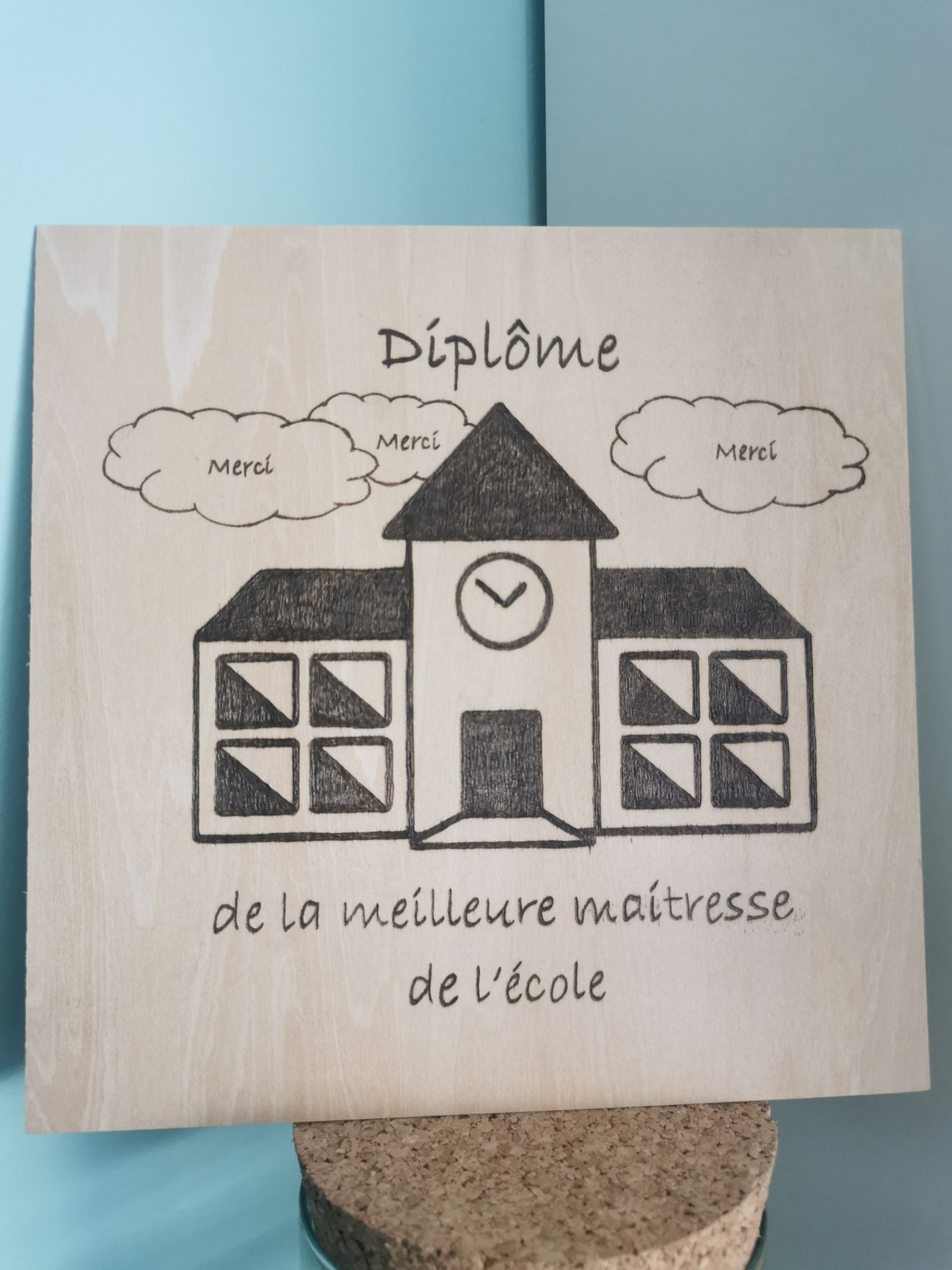 Cadeau Maitresse et Maitre Pyrogravure sur Bois Fait Main