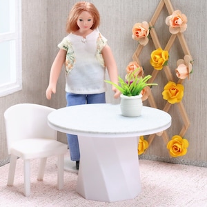 Round Modern Dining Table with Twisted Leg - Dollhouse Miniature 1/12 & 1/18 Miniature Dollhouse Furniture