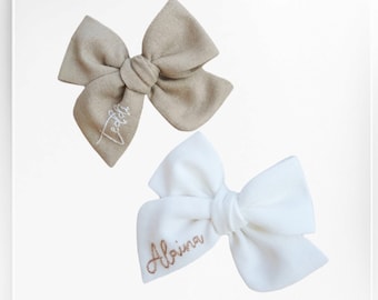 Personalized baby bow,Custom name hand embroidered baby bow,hand embroidered tied bow,name bow,baby gift girl personalized,