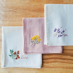 Wedding Handkerchief,Custom Embroidered Handkerchief,Personalized embroidered Handkerchief,Wedding Gift,Custom Women Floral Handkerchief