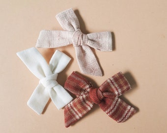 3pcs petite schoolgirl bow | Linen Bow | toddler bow | baby bow | baby headband | neutral tone bow | Earth tone | Christmas bow