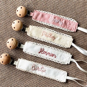 Hand embroidery Personalized pacifier clip holder,Personalized fabric pacifier clip with wooden clip,Pacifier Holder,Embroidered Custom Name