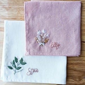 Custom embroidered Handkerchief,Wedding Handkerchief,Personalized embroidered Handkerchief,Wedding Gift,Custom Women Floral Handkerchief