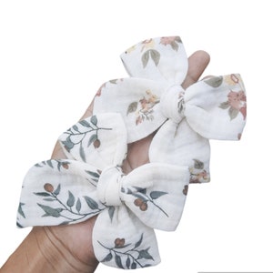 Muslin Bow Large pinwheel bow toddler bow baby bow baby headband neutral tone bow Fall bow Earth tone bow image 4