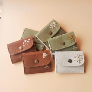 Hand Embroidered Linen Wallet for women,Personalized Wallet,custom Embroidered Wallet,Small Wallet, Card Wallet,Floral Wallet, Fabric Wallet