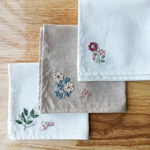 Wedding Handkerchief,Custom Embroidered Handkerchief,Personalized embroidered Handkerchief,Wedding Gift,Custom Women Floral Handkerchief