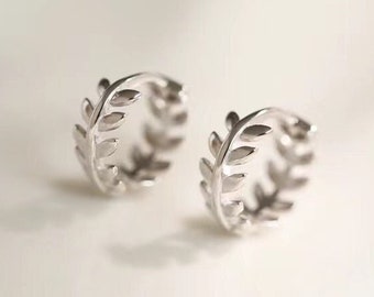 Silver Leaves Hoop Earrings - Tiny Hoop Earrings - Silver / Gold Leaves Huggie - Dainty Hoop Earrings - Leaves Earrings
