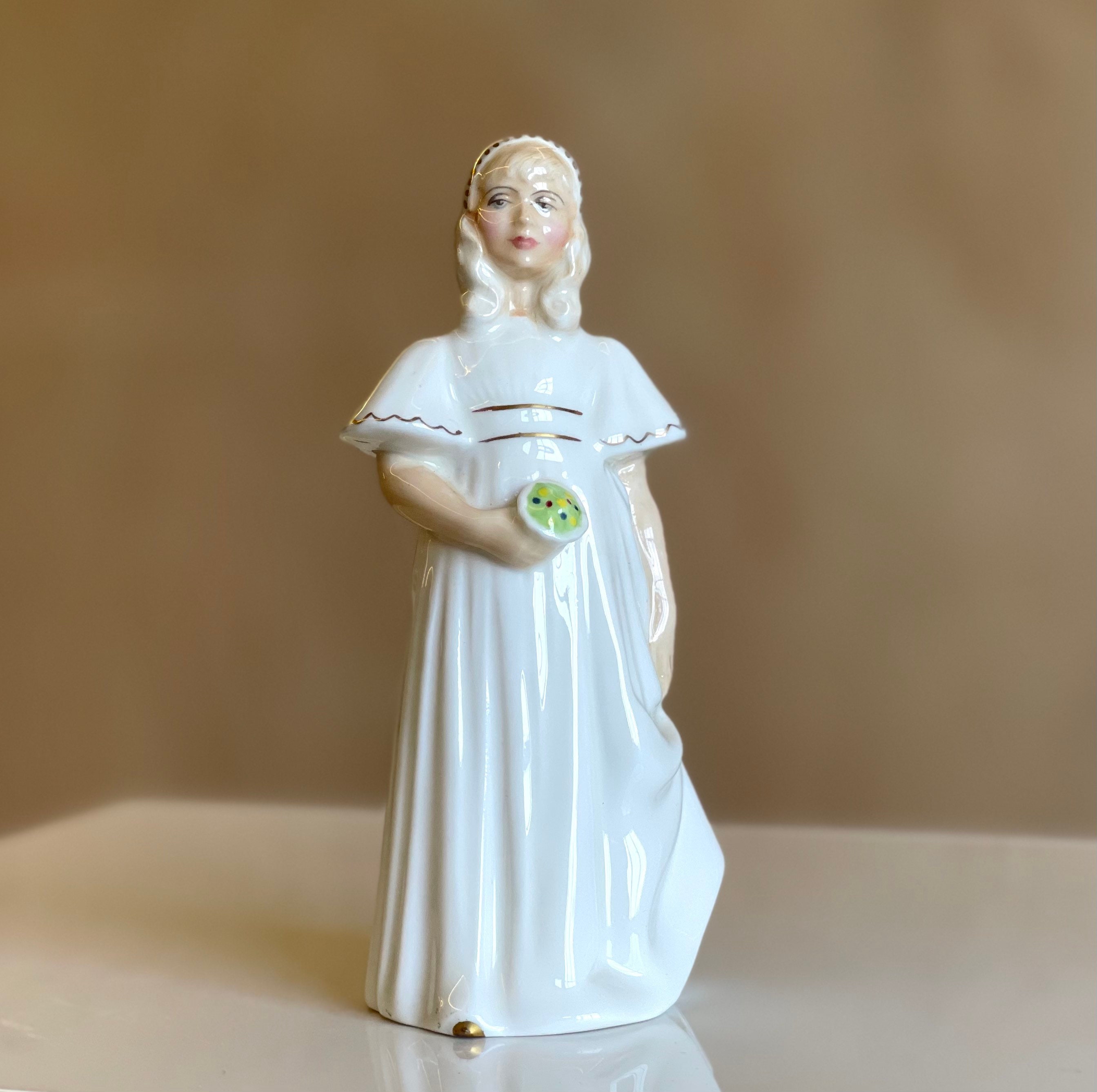   ロイヤルドルトン ブライズメイド フィギュア ロイヤルドルトン ブライズメイドガール フィギュア HN 2874 ペギー