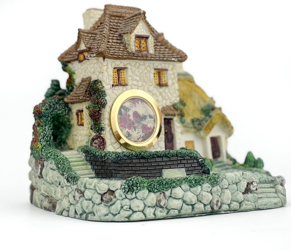 Lilliput Lane　リリパット・レーン　PLAY TIME Lilliput Lane PLAYTIME 1999 Boxed Vintage Collectible *I combine