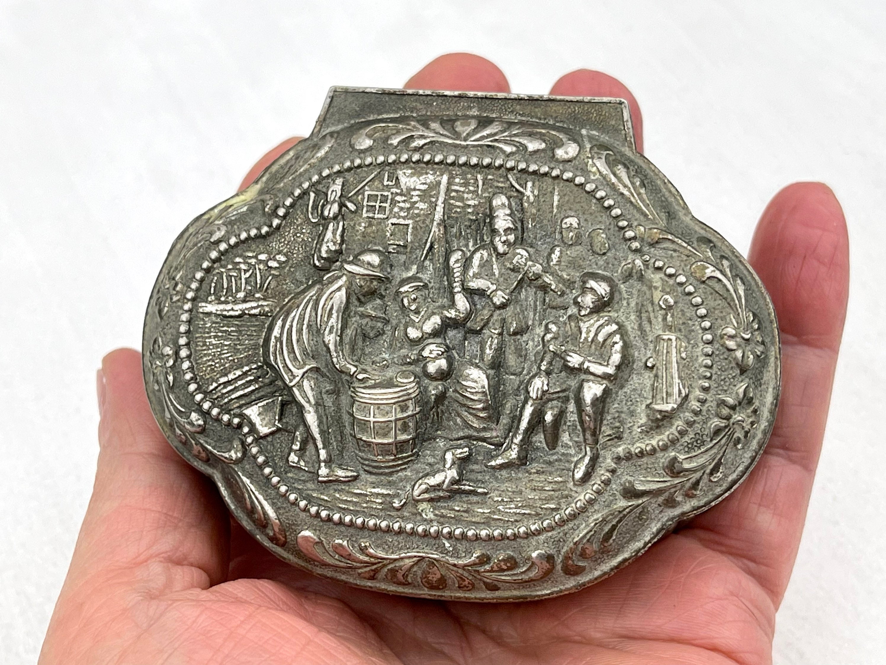 Vintage Silver Embossed Oval Trinket Box With Filigree Vintage Silver Embossed Oval Trinket Box With Filigree