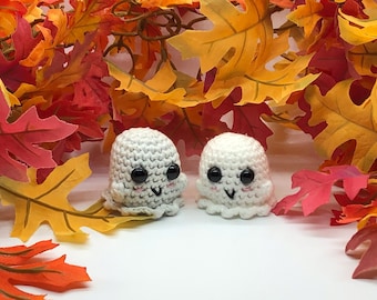 Hecho a mano Crochet fantasma Amigurumi / bonita decoración de Halloween, felpa, stuffie, Halloween, otoño, otoño / hilado acrílico, hilo de algodón