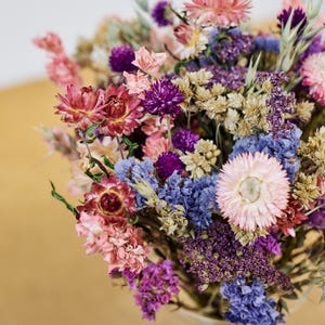 Sensual Smilla | Organic dried flower bouquet image 4