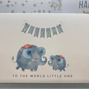 Tarjeta para recién nacido, Tarjeta para nuevos padres, Tarjeta para bebé, Tarjeta para enmarcar, Decorada con gemas, Safari, Elefante, Elefantes bebés, Tema de elefante