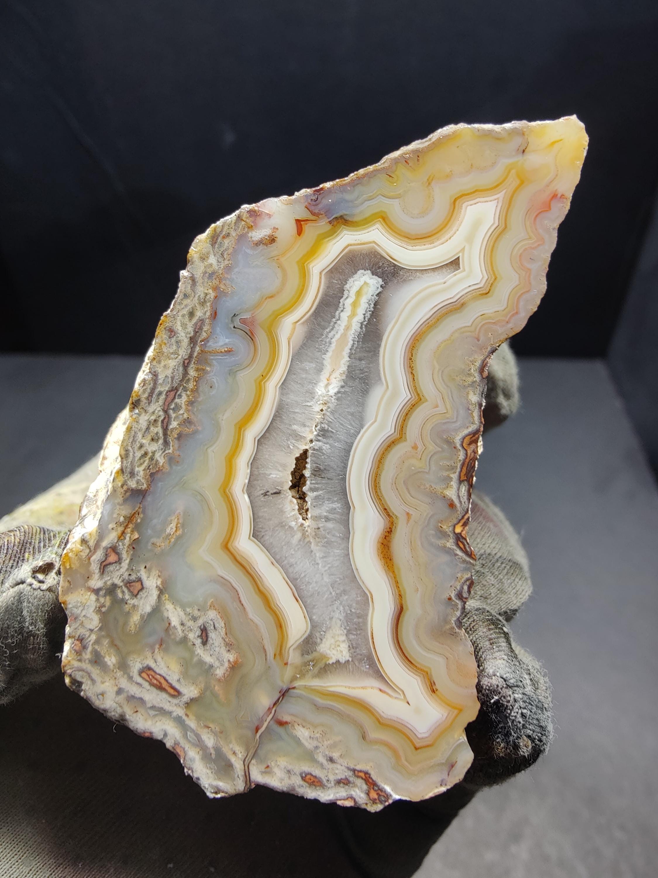 Wonderfull Rhyolite Banded Agate It is a Rare Agate Wonderfull Colour ...