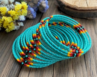 Bracelet de perles de rocaille bleu-rouge à mémoire de forme, bracelet indigène d&#39;inspiration autochtone, large bracelet enroulé bohème hippie turquoise occidental, boutique Ukraine