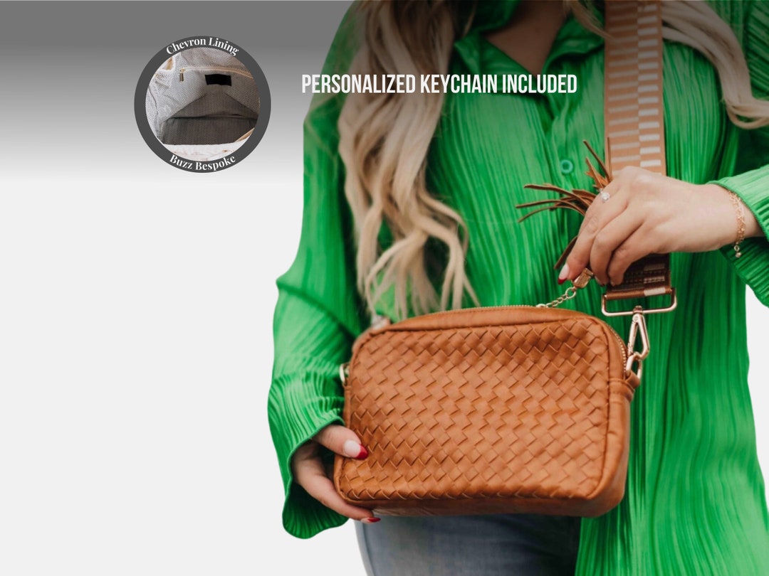 Woven Purse Wide Strap Crossbody Bag With Personalized Keychain Camera