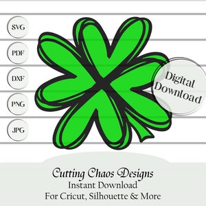 以下が含まれることがあります： 黒い輪郭のある緑色の四つ葉のクローバー。クローバーは、スタイリッシュな手描きスタイルで描かれています。デジタルダウンロード。Cutting Chaos Designs。Cricut、Silhouette、その他向け。