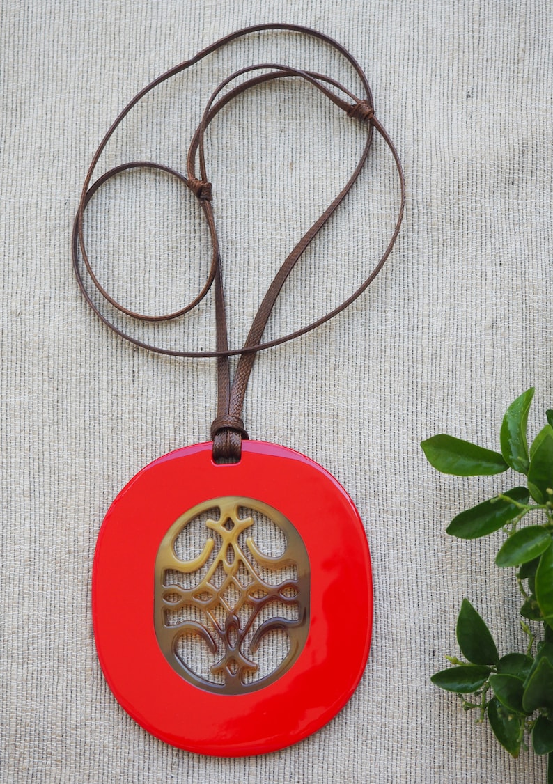 Grand collier à pendentif en corne de buffle naturelle 3 po. 35 9 cm PN27 image 3
