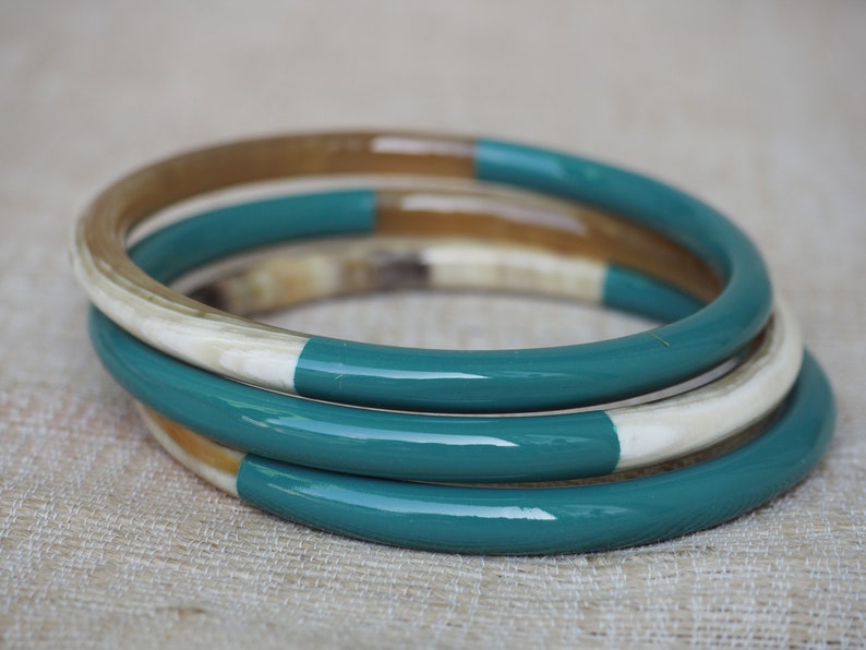Bracelet épais en corne de buffle naturelle couleur laque BS07L image 2
