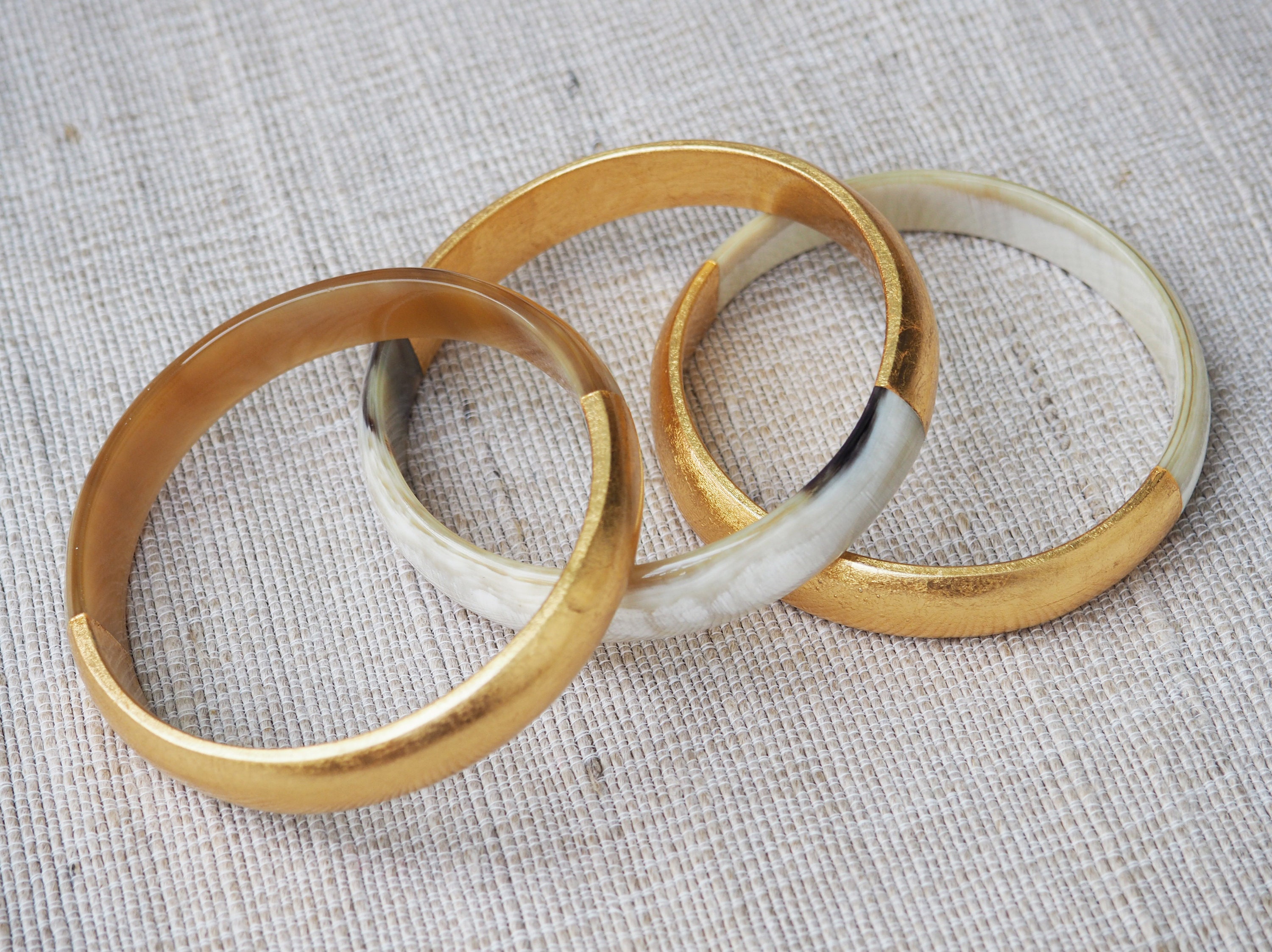 Natural Horn Gold Bracelet Set 03 Bangles BS06G - Etsy Natural Horn Gold Bracelet Set 03 Bangles BS06G - Etsy
