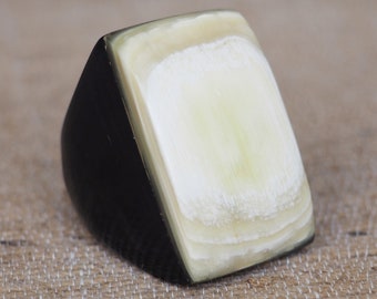 Natural Buffalo Horn Ring Chunky Rectangle Facet R2.F