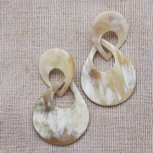 Natural Buffalo Horn Earrings E91