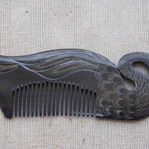 Natural Buffalo Horn Hair Comb Black Swan HC4
