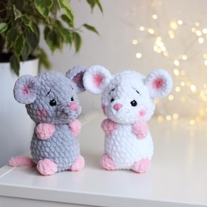 Tiny mouse toy, cute mouse, mouse lover gift, mouse plush toy, soft stuffed animal, stuffed rat, crochet plush mouse toy