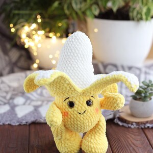 Crochet Plush Banana Pattern PDF – Amigurumi Banana Toy Tutorial – Cute Kawaii Fruit Crochet Pattern – Easy Banana Plushie DIY – Instant Download