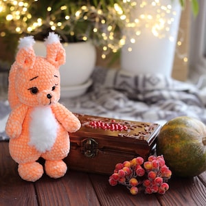 Crochet Plush Squirrel – Handmade Amigurumi Woodland Animal – Soft Stuffed Forest Toy – Cute Gift for Nature Lovers – Fall Nursery Decor