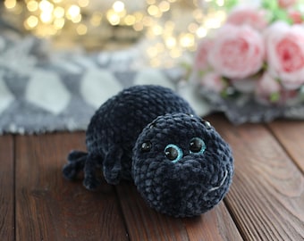 Crochet Spider Plush Amigurumi Spider Handmade Spooky Decor Creepy Cute Gift Halloween Spider Unique Crochet Animal